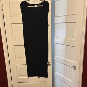 Old Navy Black Sleeveless Maxi Dress with Button Front
